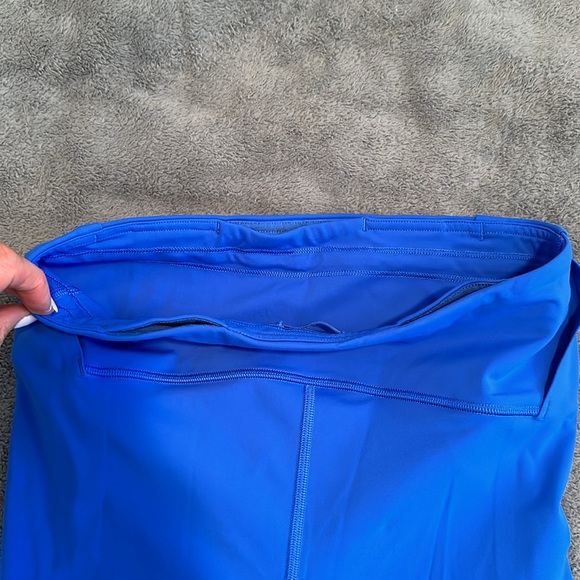 Lululemon - Free to speed high rise right 25” size 6 - Picture 5 of 6